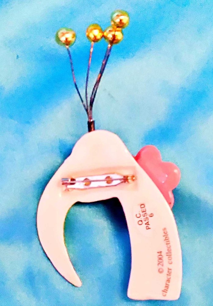 Fun Flamingo 2004 SWAK Pin