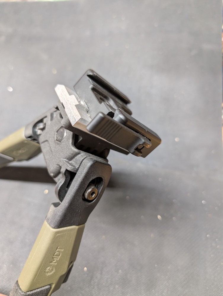 arca rail to m lock adapter quick release