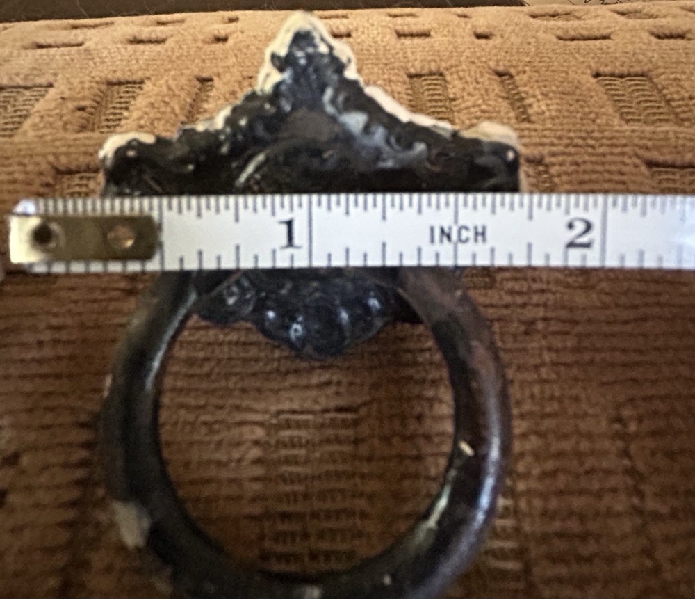 6 Antique Victorian Era Drawer Pulls And 2 Round Drawer Pulls