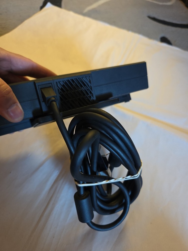 Microsoft Xbox One Kinect Wired Motion Sensor Black OEM Works