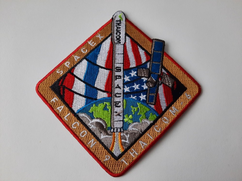 SpaceX Falcon-9 rocket launch with Thaicom-6 satellite patch
