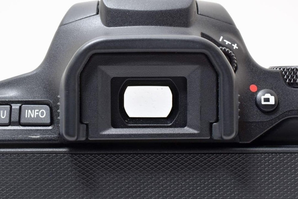 Canon EOS KiSX10 874716