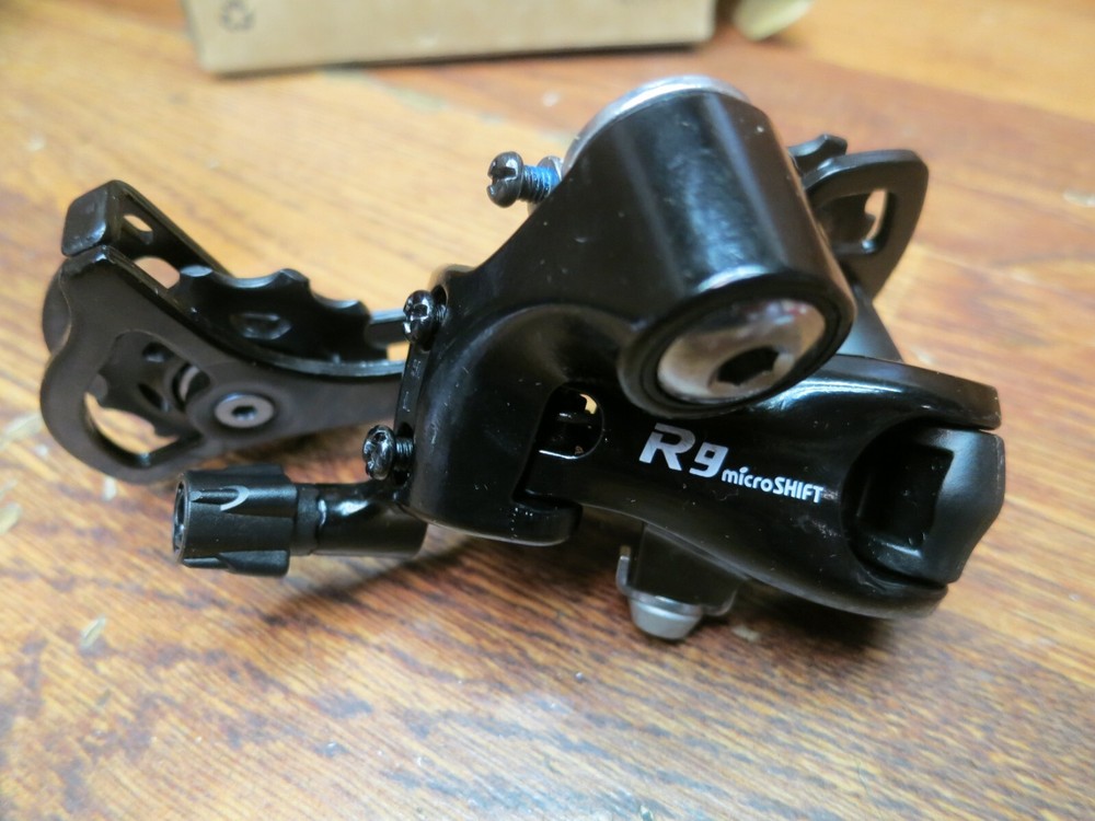 NEW MICROSHIFT R9 MEDIUM CAGE 9 / 10 SPEED REAR DERAILLEUR - BLACK