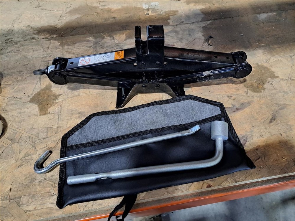 2016 Cx-9 Jack Sku#4240327