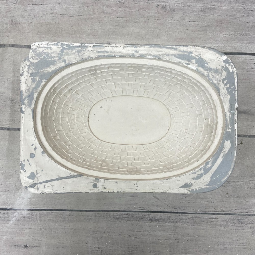 Vintage Unbranded Ceramic Casting Mold Basket Base Open Pour #147A