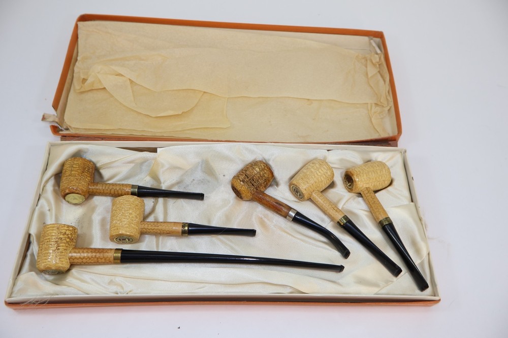 Vintage Matched Missouri Meerschaums