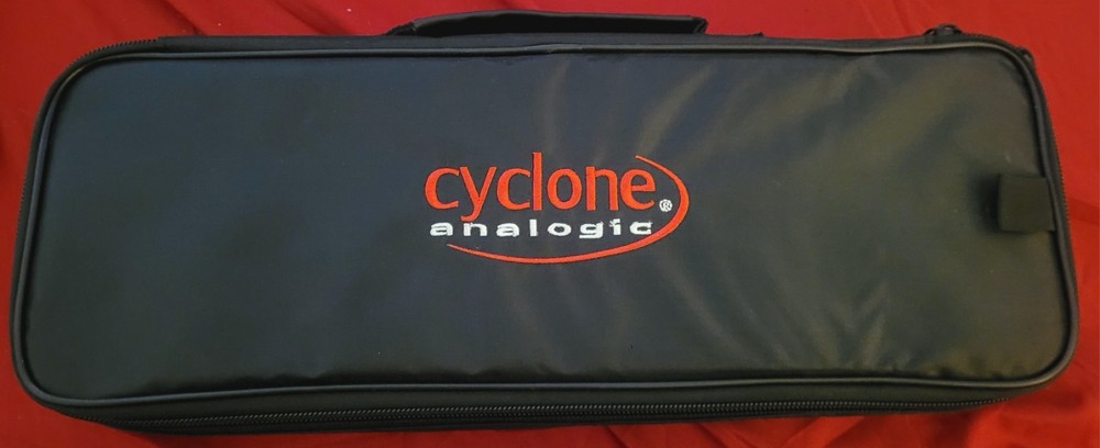 Cyclone Analogic TT-78 Beat Bot Analog Drum Machine Programmable Case Manual