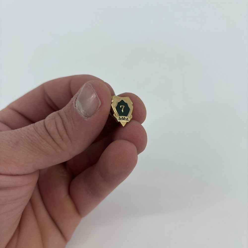 AMA 7 YEAR MEMBER VEST JACKET HAT PIN