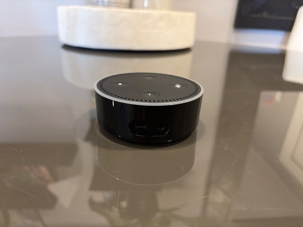 Amazon Echo Dot 2nd Generation Smart Speaker - Black (RS03QR)