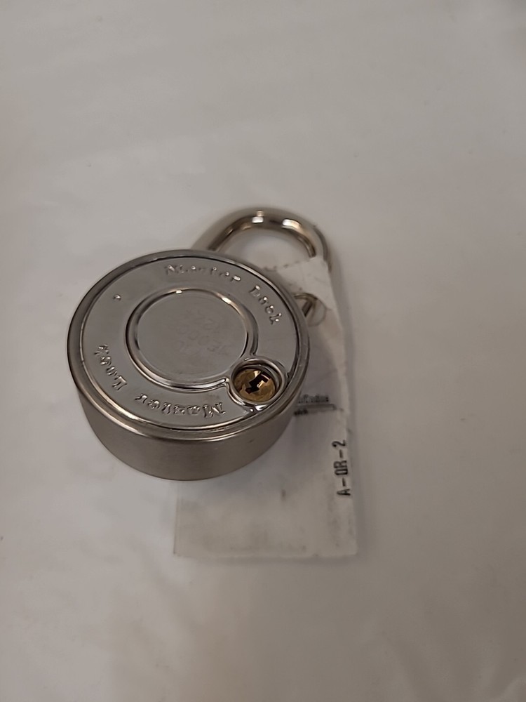 (2) New Master Lock 1224 Locker Padlock Combination Dial V10