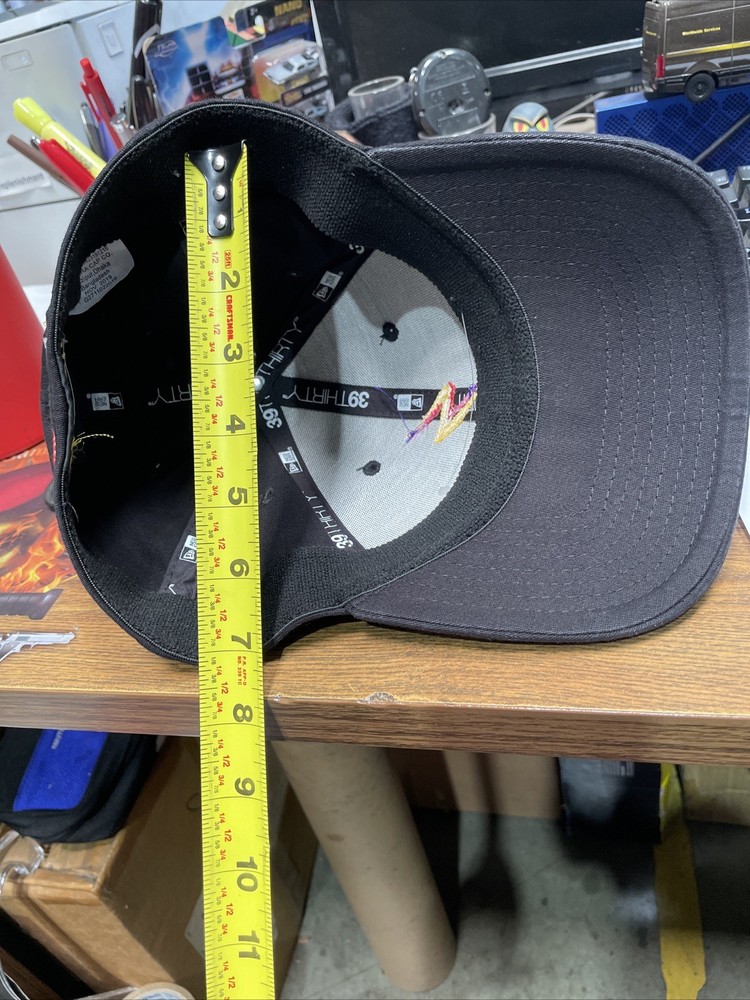 Ms. Marvel Marvel Studios Cast & Crew Gift Promo Hat New Era SZ Medium