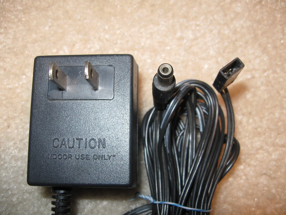 Airtronics Transmitter/Receiver NiCd Battery Charger Model 95032