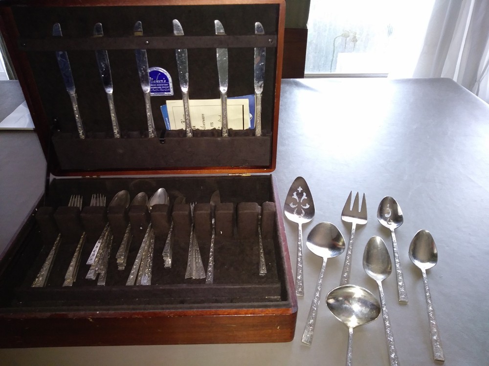 Silver Set- Rogers Brothers- Silver Leaf Pattern