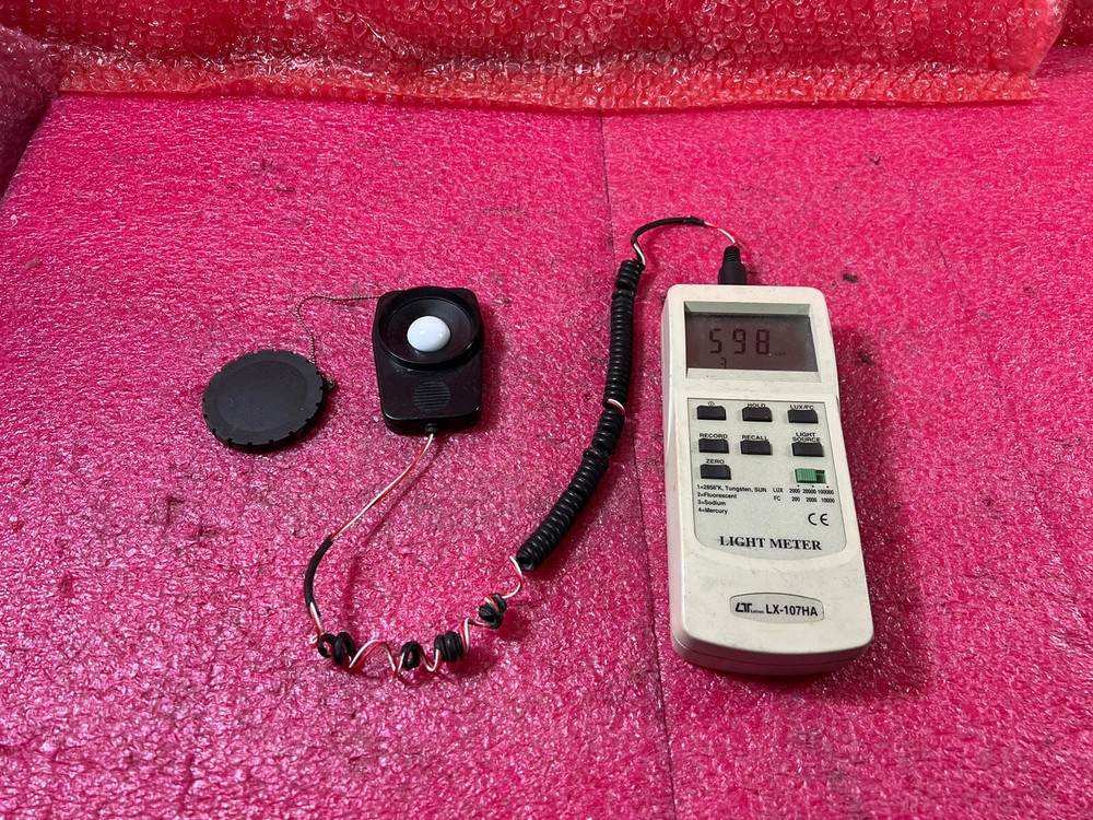 LUTRON LX-107HA LIGHT MRTER LUX