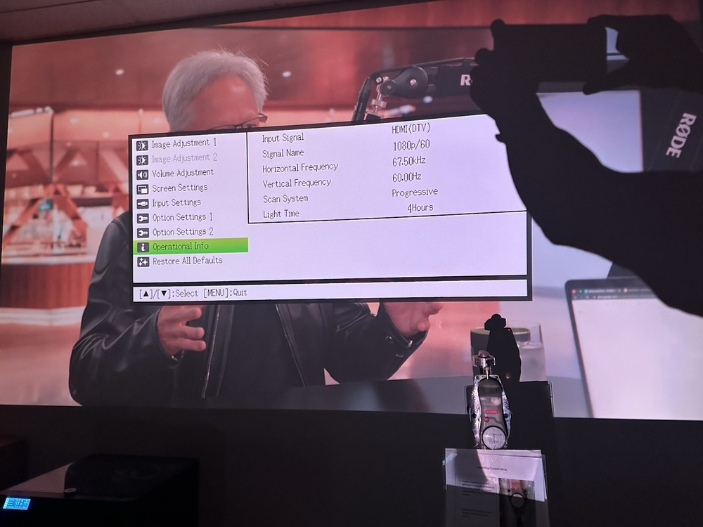 Casio Data Projector XJ-A240V HDMI Computer Connection Remote