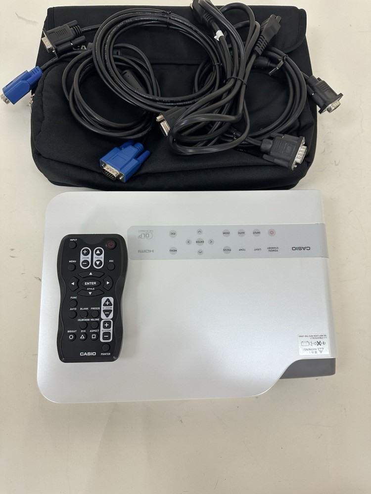 Casio Data Projector XJ-A240V HDMI Computer Connection Remote