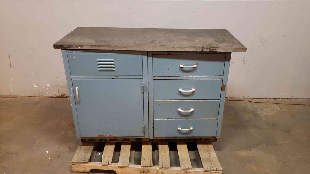 4' Kewaunee Mixed Casework Base (SKU: 1503AA)(1503AA)