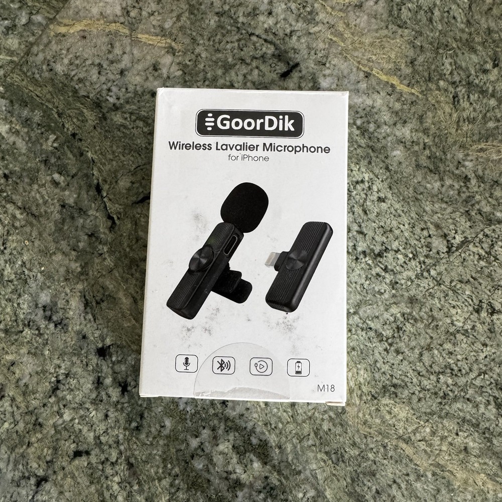 Wireless Lavalier Microphone for iphone