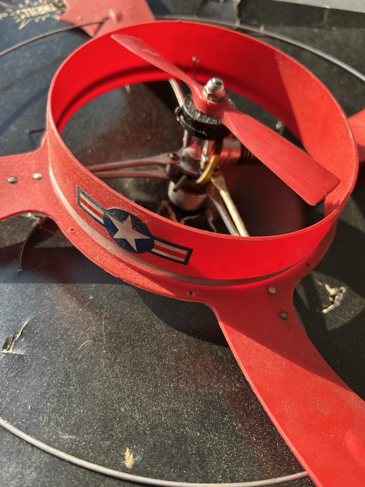 Wen Mac Engine Frisky's Flyer Satellite Flying Gas Engine