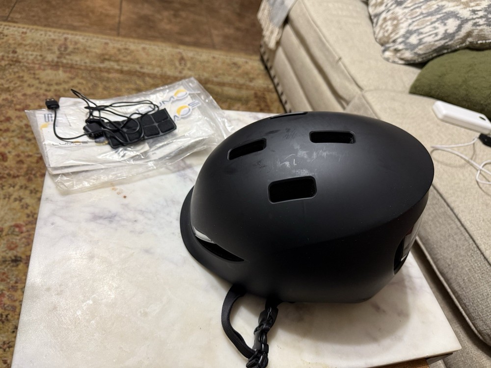 bicycle  lumos matrix helmet No Tags No Box