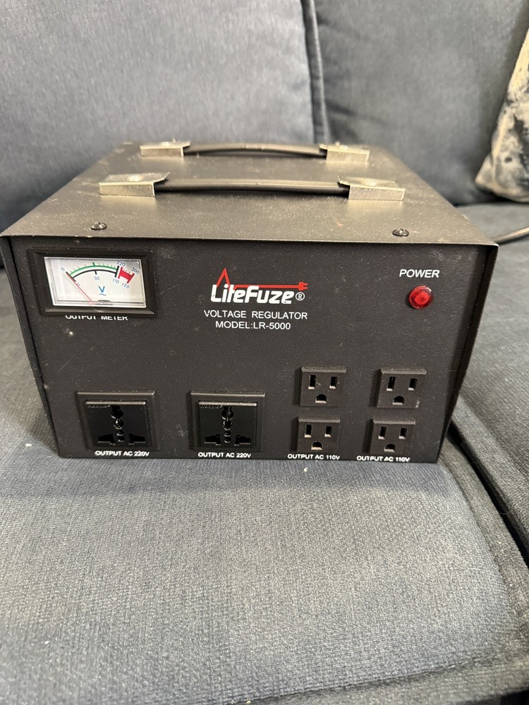 LiteFuze LR-5000 5000 Watt Step/Down Voltage Regulator/Converter