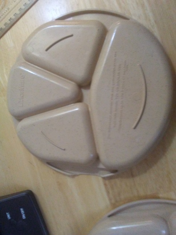 Littonware Microwave Divided Plates with Lids