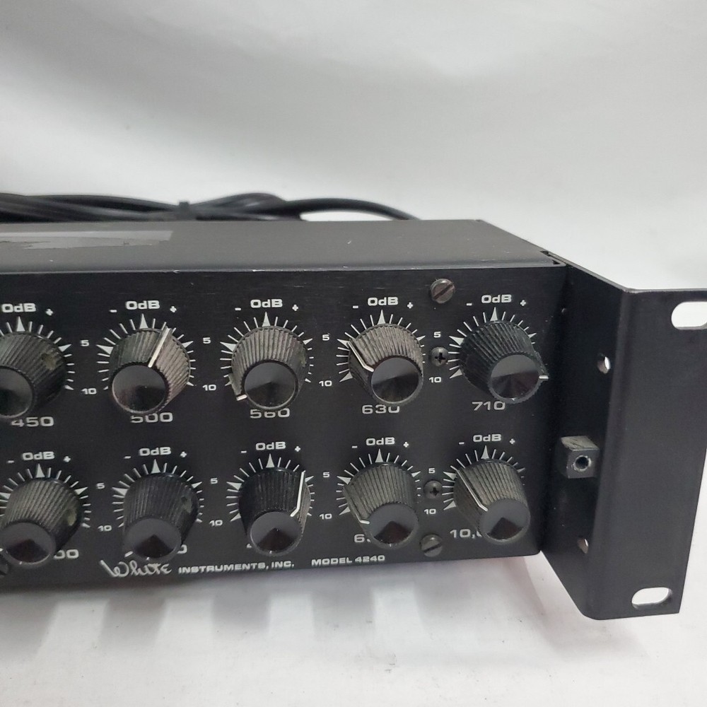 White Instruments Serie 4000 Model 4240 Rack Mount Graphic Equalizer