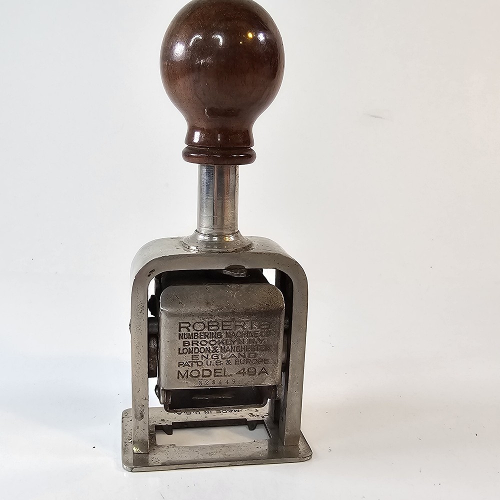 VINTAGE ROBERTS NUMBERING MACHINE MODEL 49A