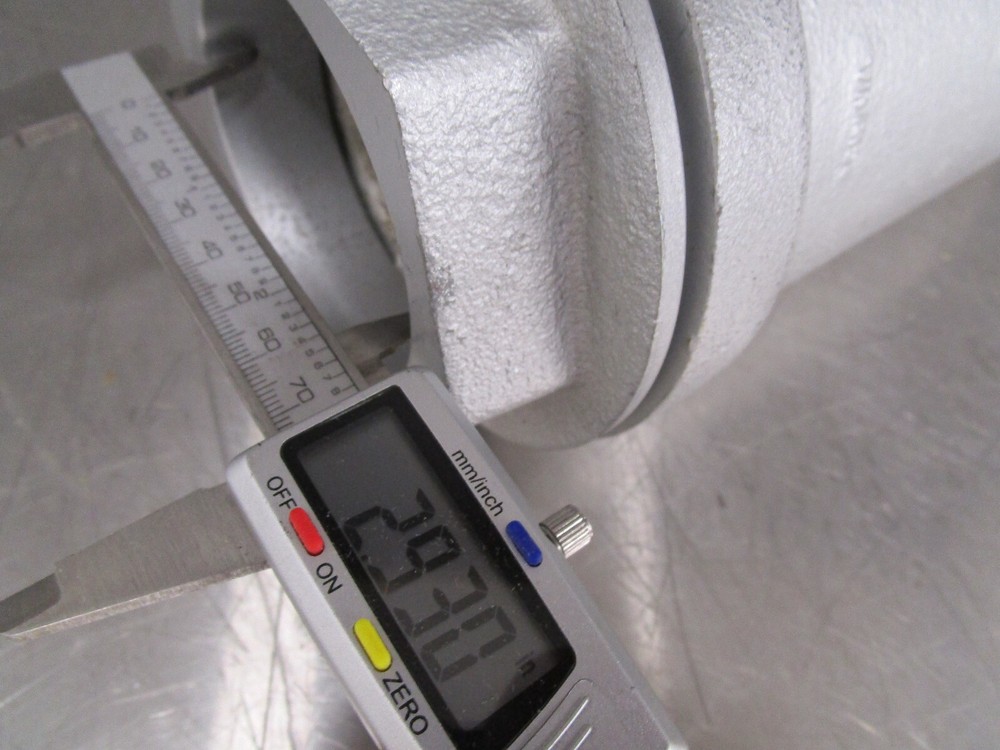 NEW THOMAS & BETTS Expansion Joint Coupling