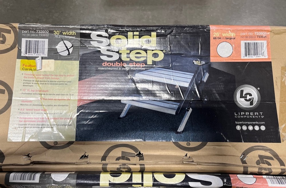 Lippert 733932 30" Premium Double Solid Step