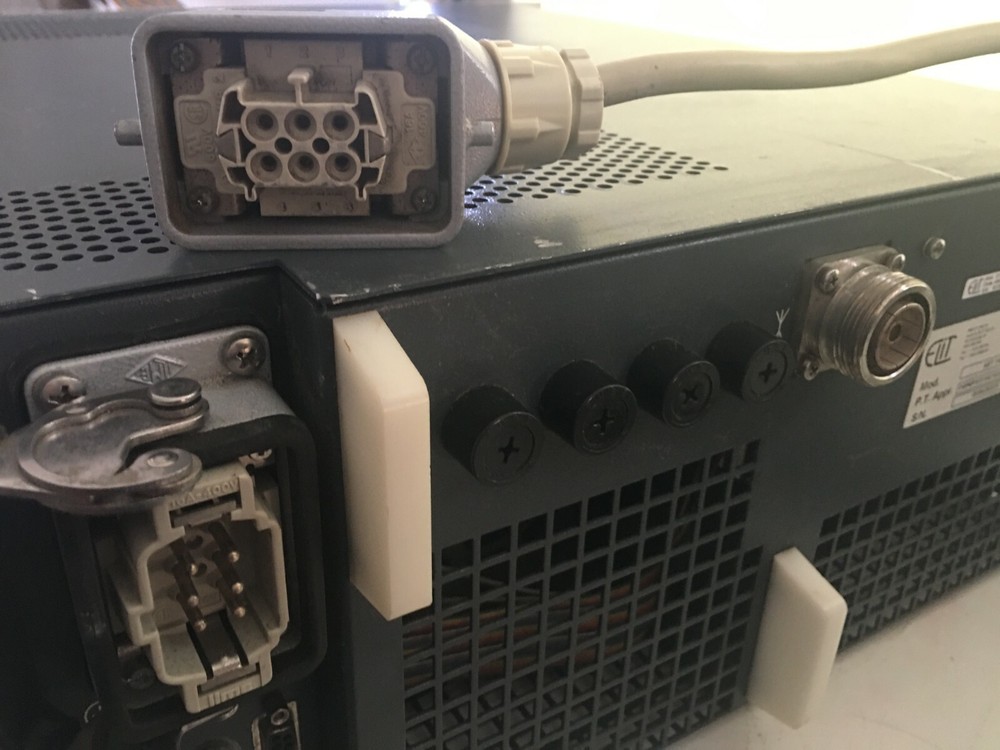 Transmitter Professional Broadcast FM Wide Band 1000w