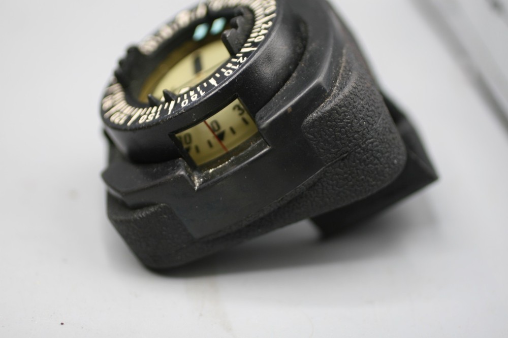 Dacor Diving Compass Z2