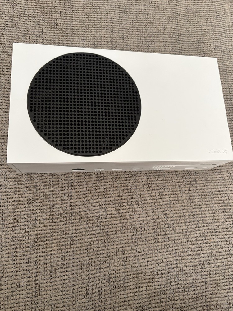 Xbox Series S Console Bundle with 2 Controllers , Headset, HDMI & Power Cable