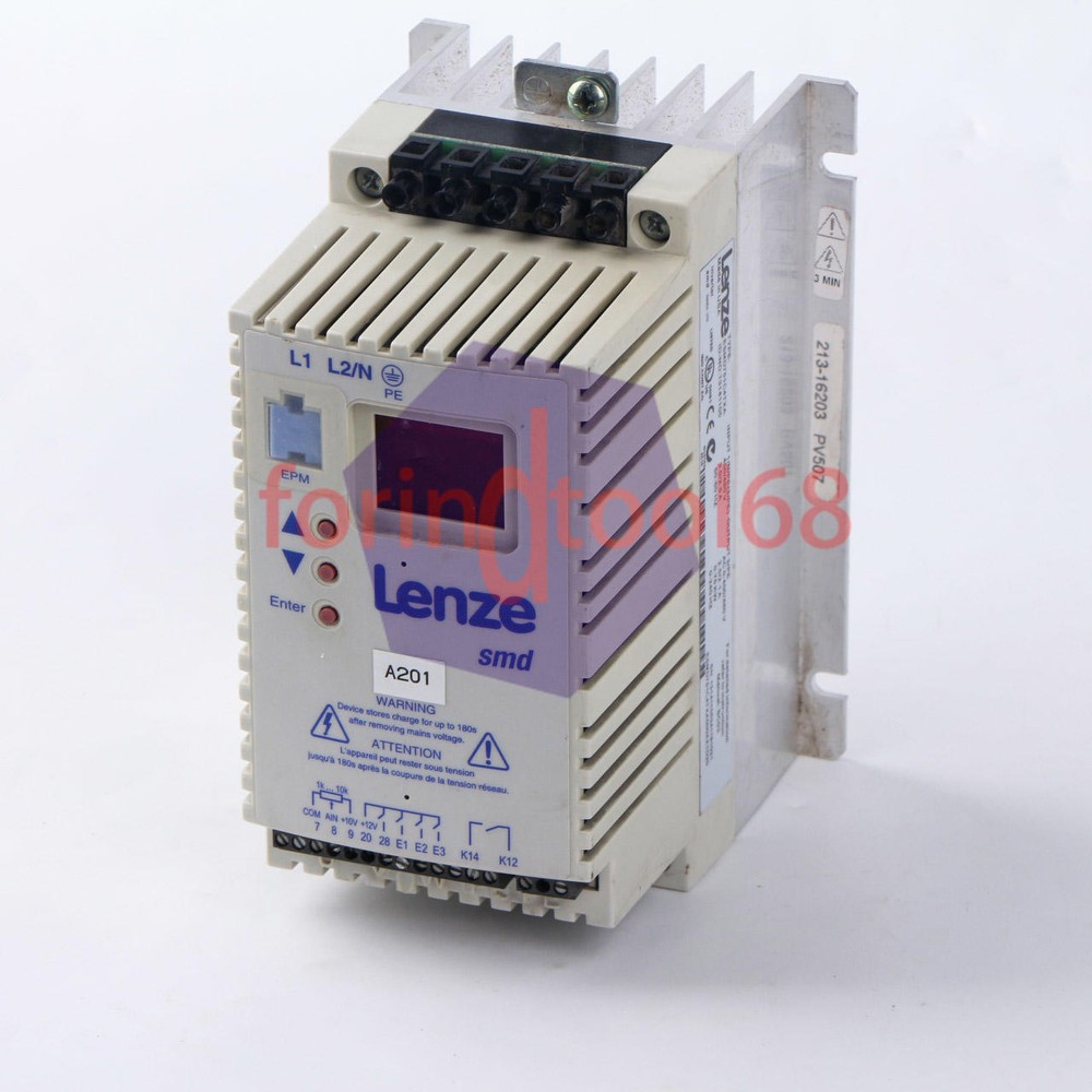 ONE Used Lenze frequency converter ESMD751C4TXA