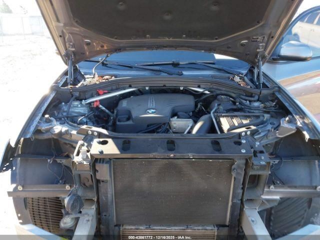 X3 2015 Glove Box 4959298