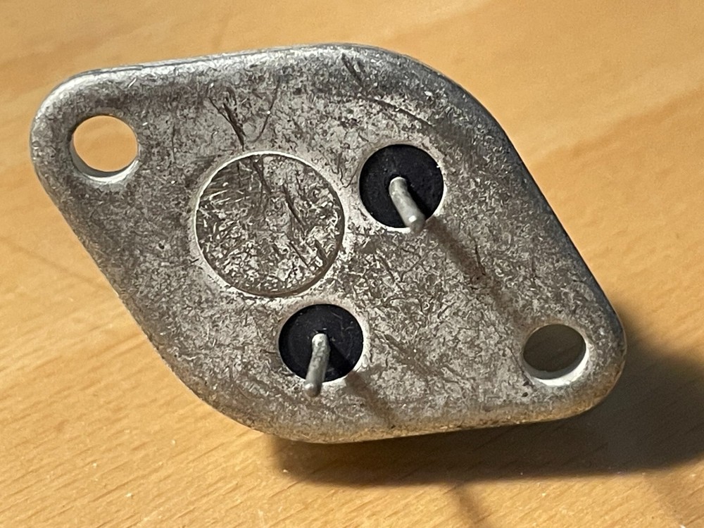 2SC1922 Hitachi NPN Transistors.