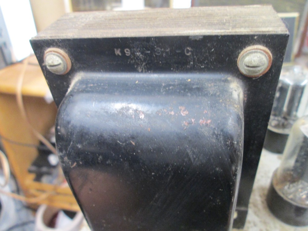Capehart 634927 tube amplifier pulled from a Panamuse console Powers on