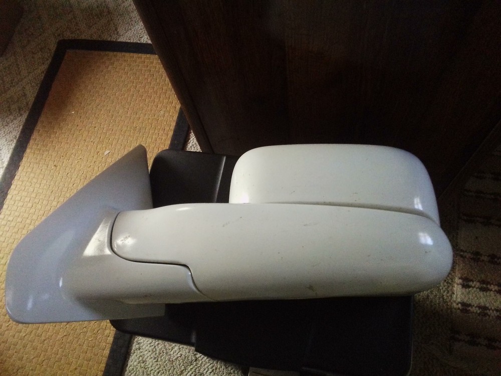 left towing mirror for truck