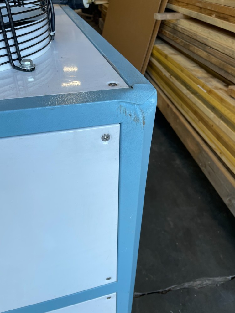 Industrial water chiller