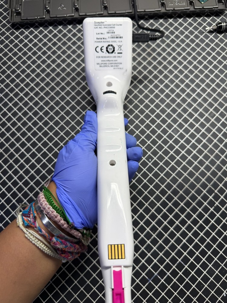 Millipore Scepter PHCC00000 Handheld Automated Cell Counter