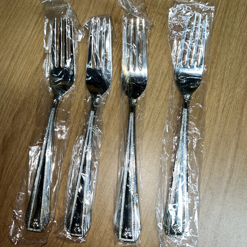 VTG. 20-PC. SILVER PLATED FLATWARE SET 4-PLACE SETTINGS REGENT SQUARE SEALED