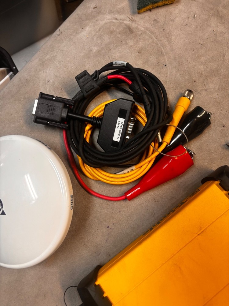 Trimble AgGPS 542 RTK GLONASS Base Station