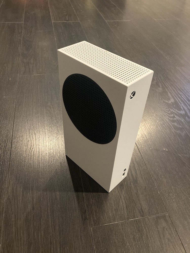 Xbox Series S Console Bundle with Controller, Carrying Case, HDMI, Ethernet, USB