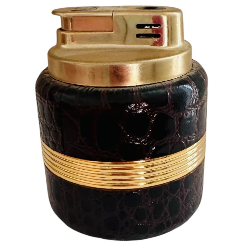 vtg table Lighter 50's w lion crest