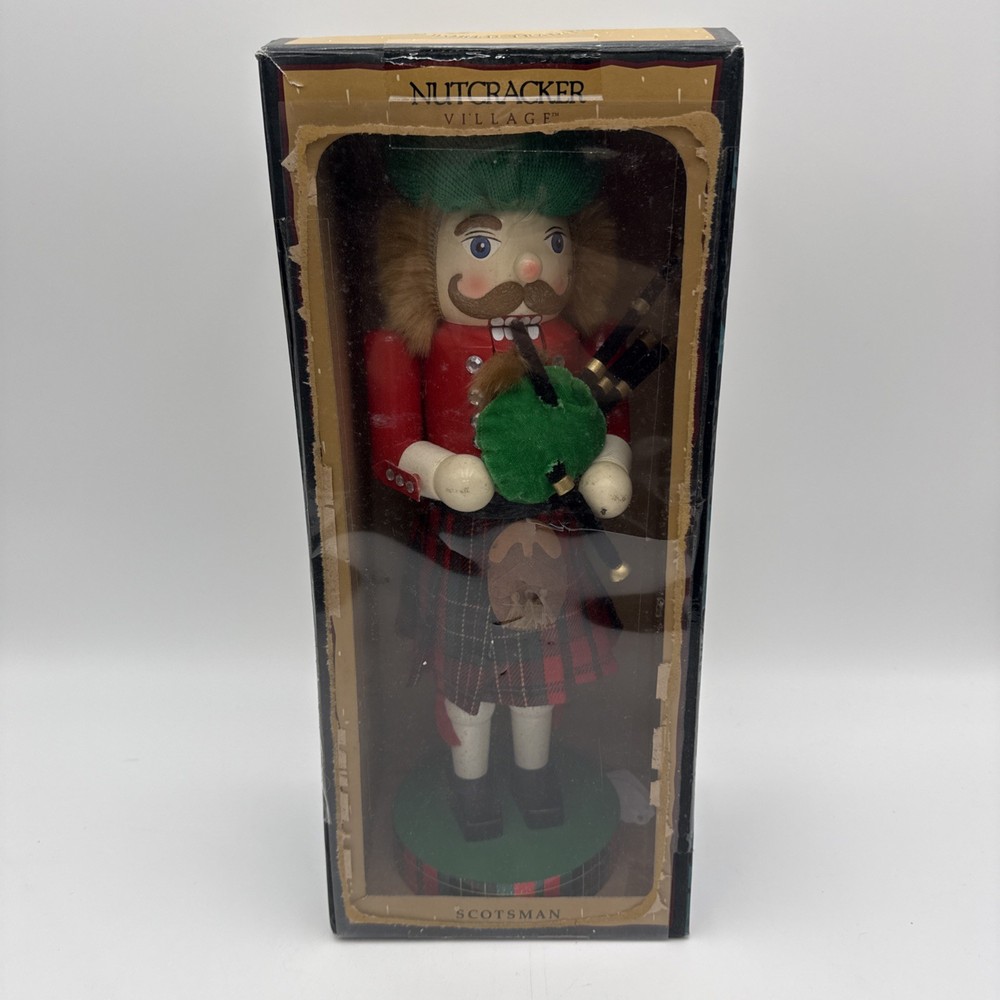 Nutcracker Village 2003 Wooden SCOTSMAN Nutcracker 14” with Box