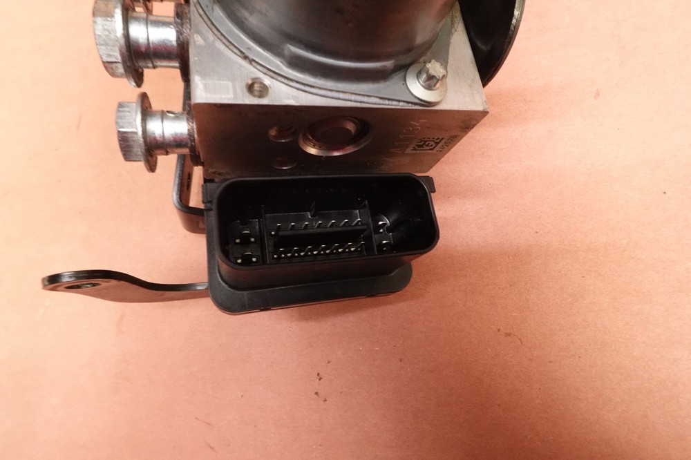 2018-2022 Harley Davidson Heritage Classic FLHCS ABS Pump Module Unit