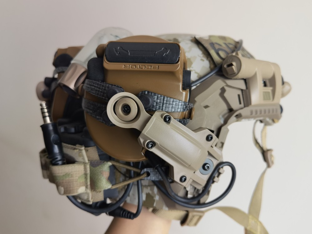 Tactical Headset Connect Arm Helmet Bracket Adapter Plate for C3 AMP Headset