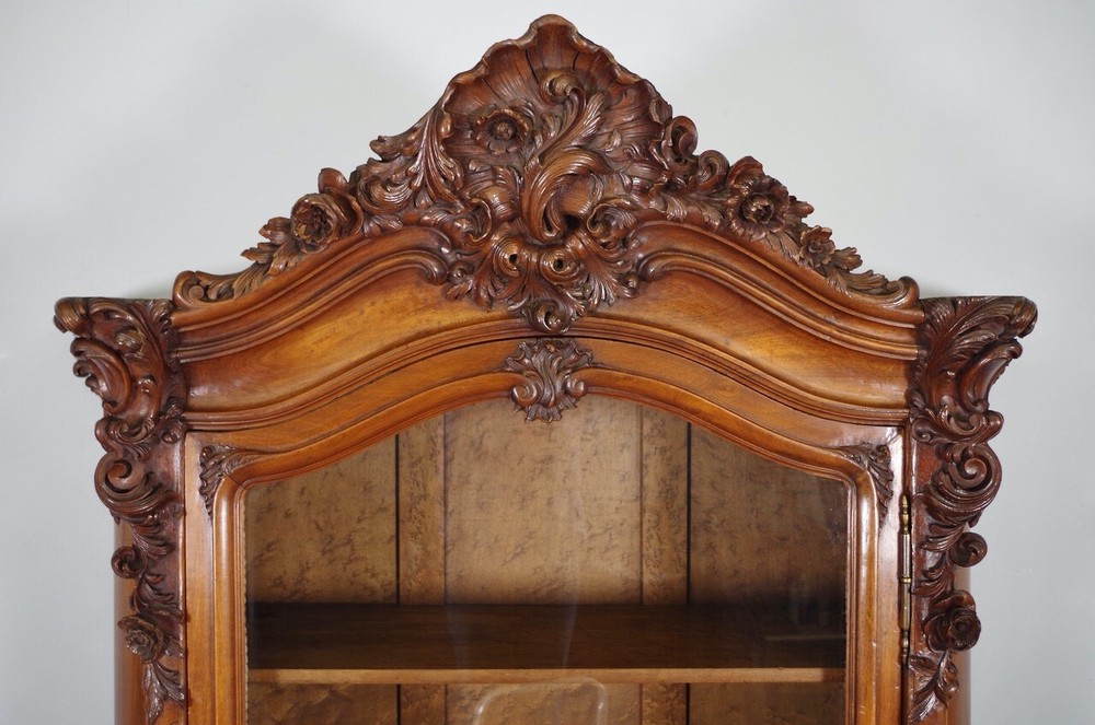 Louis XV Rocaille 1900 Style Bookcase