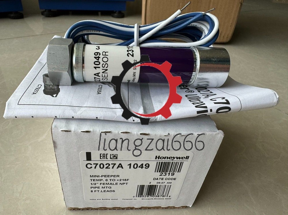 Honeywell C7027A1049 C7027A-1049 Flame Detector Sensor New #A