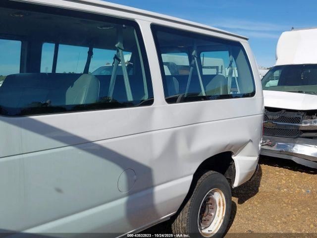 Fuse Box Engine Fits 05-08 FORD E150 VAN 4908570